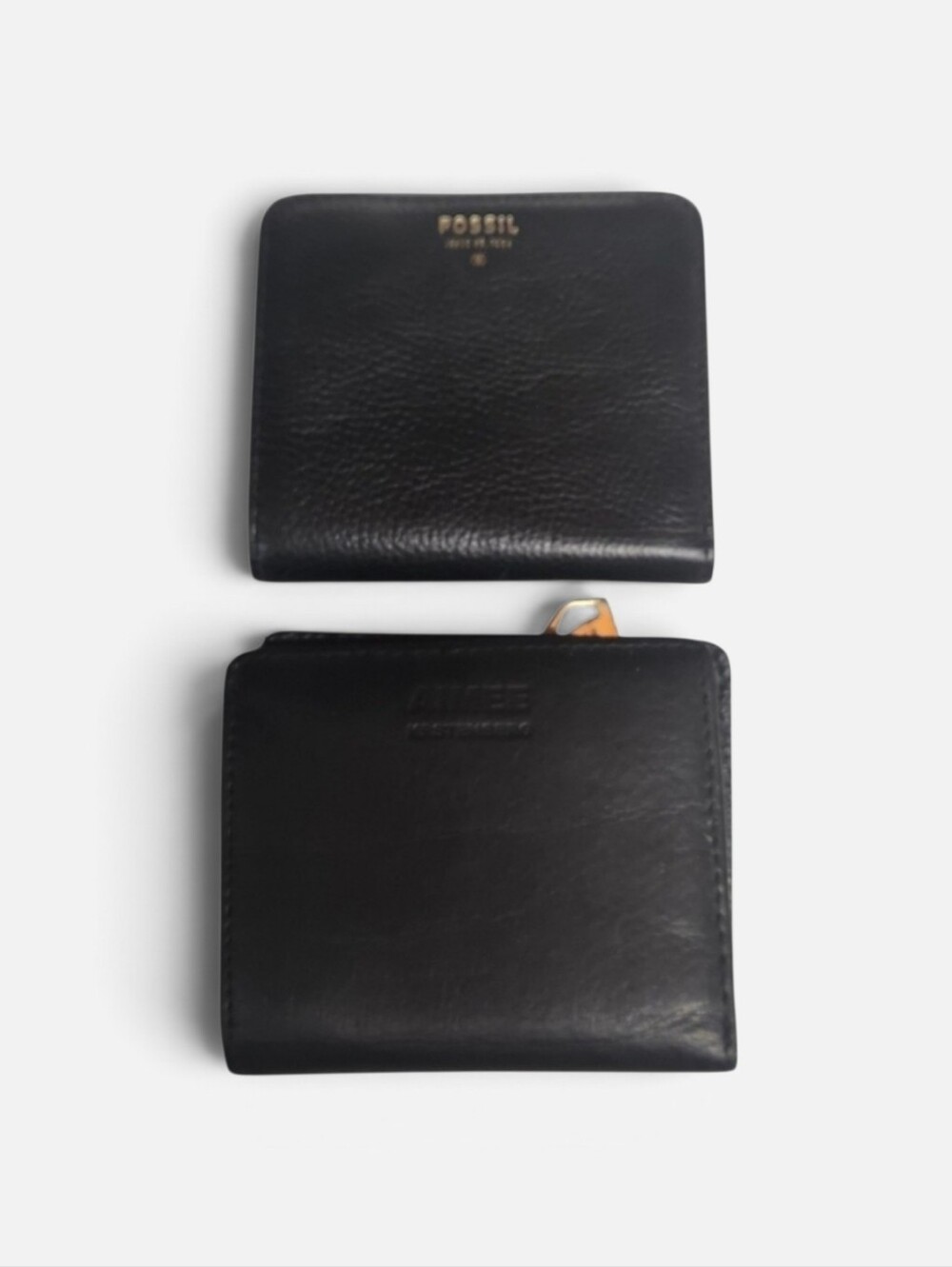 AIMEE KESTENBERG & FOSSIL leather bi fold Wallets